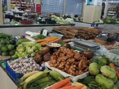 -汇东梨苑农贸市场(汇丰苑店)