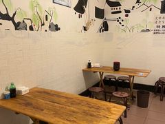 大堂-特色油卤串串(水碾河店)