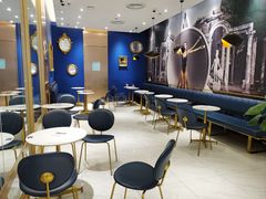 -LAVAZZA 拉瓦萨咖啡(北外滩来福士店)