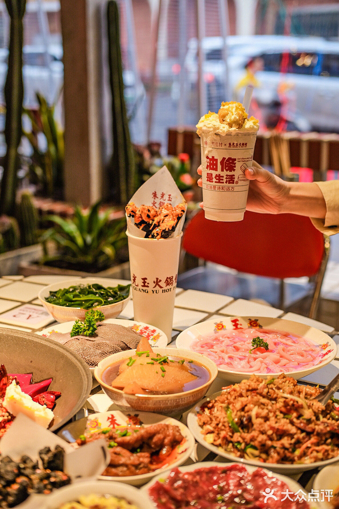 成都探店｜『桃園眷村』x 『朱光玉火鍋館』牵手成功