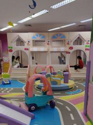 -孩子王童乐园(常德万达店)