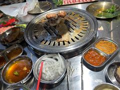 -哈哈碳都·牛肋条无限自助烤肉(宝龙店)