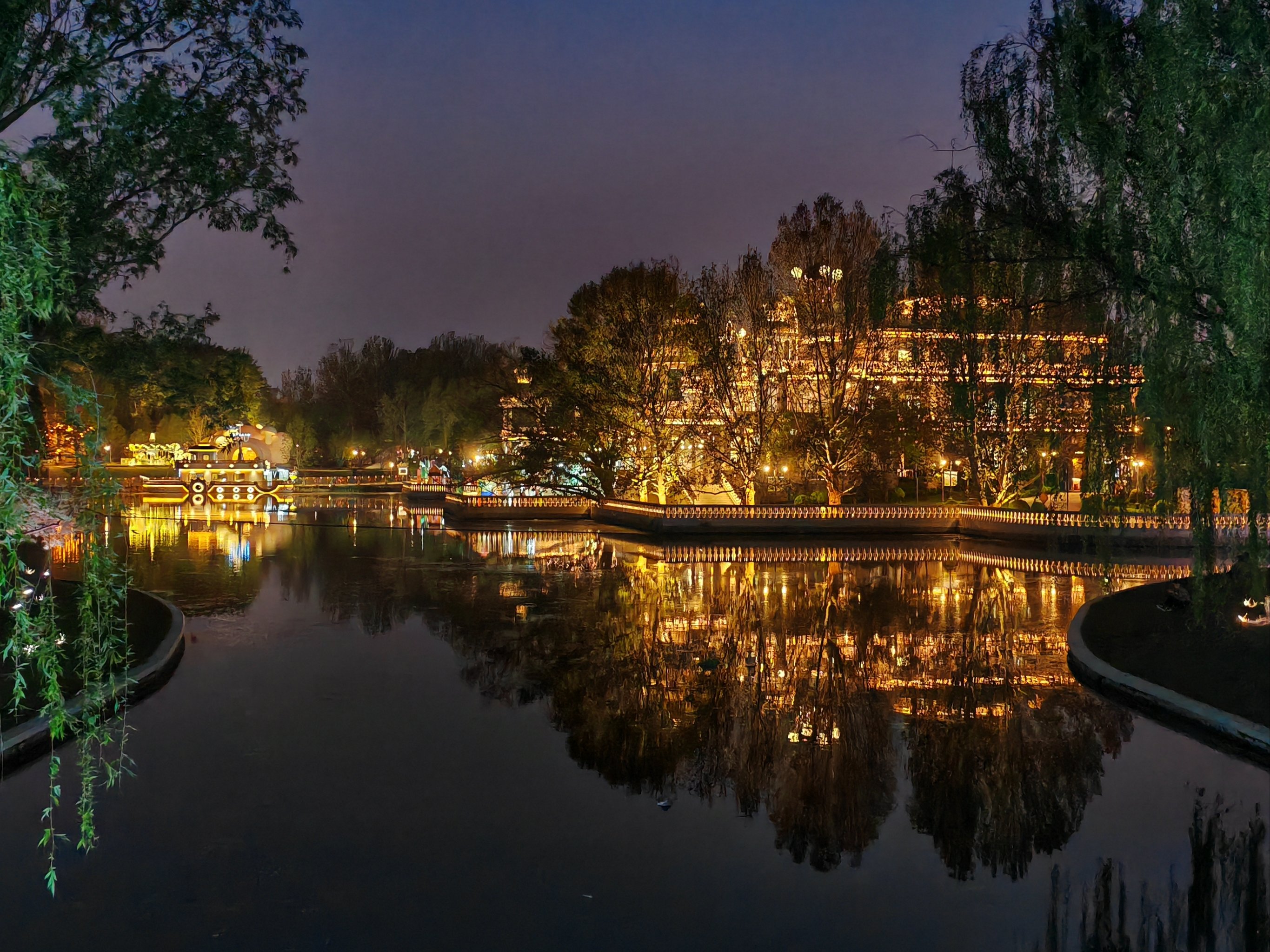 北京朝阳公园夜景图片