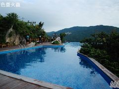 -三亚亚龙湾人间天堂鸟巢度假村