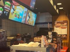 -汉堡王(上海缤谷一期店)