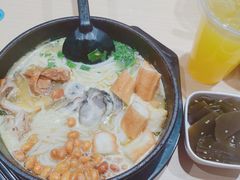 -灵芝妹子海鲜米线(劳动公园店)