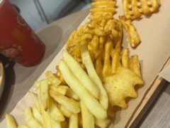 -必胜客(上海华谊新所店)