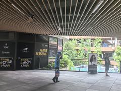-瑞虹新天地月亮湾