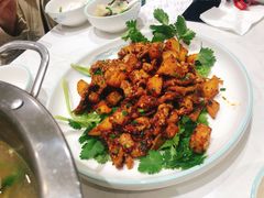 -犇逸·乐山跷脚牛肉·四川现炒(览海店)