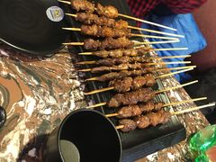 -啊美丽炭火烤肉(滑翔一店)