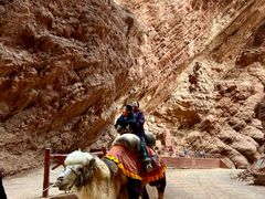 -天山神秘大峡谷