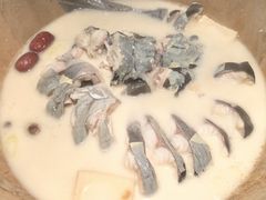 -老福耶小草帽石锅鱼(奥体店)