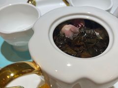 -燕庭·纯燕窝·甜品下午茶(南京西路店)