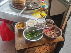 -清真·白家牛肉罩火烧老店(育才街店)