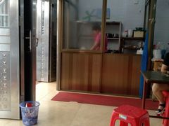 景观位-美兰春记食店·龙舌坡红烧牛肉