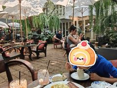 -Fern Forest Cafe
