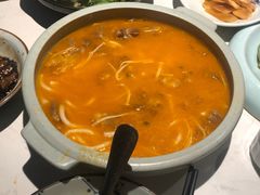 酸汤肥牛QQ面-卯时·龙光雅宴·精致锡帮菜(惠山古镇店)