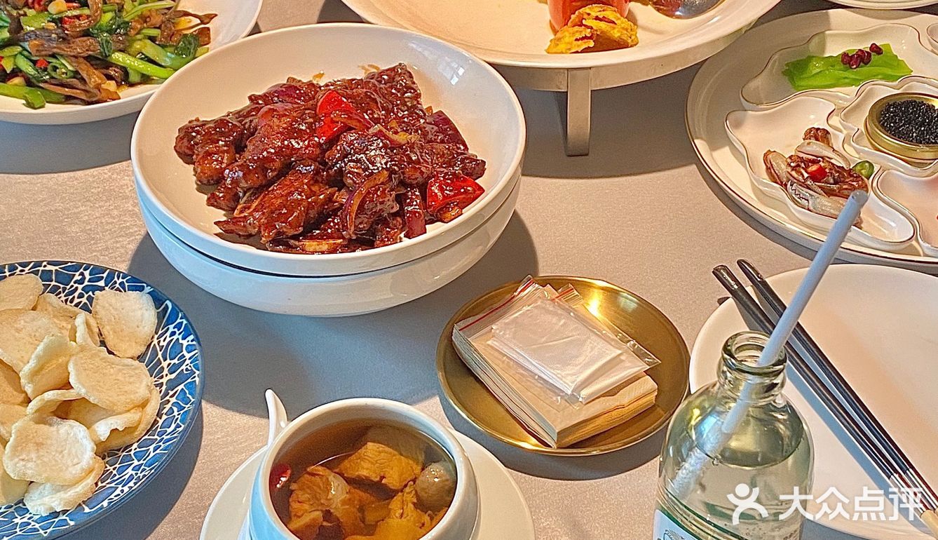 二百吃一顿波龙贵不贵✌🏻