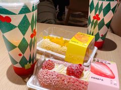 草莓魔法棒-奈雪的茶(新天地广场PRO店)