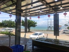 -红月湾海鲜饭店•沙滩海景(双月湾店)