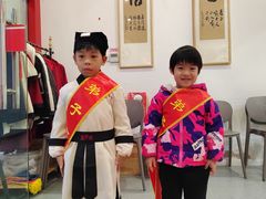 -童学馆·诗书礼乐少儿国学(青年路店)
