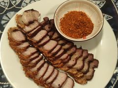 脆皮猪肉-仁和人家