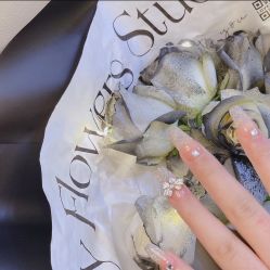 -M Nails & Beauty美甲美睫美体