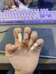 -UGIRL有个美甲