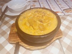 咖喱金针小肥牛-新大咀港式茶餐厅(宝山万达店)