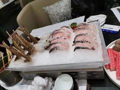 -红鼎豆捞·非遗鲍皇汤火锅(宝丰路店)