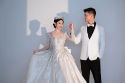 -雪中彩影婚纱摄影·微光艺术中心