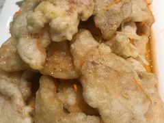 -老码头黑皮肘子锅包肉(赣水路店)