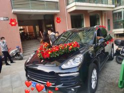 -蚂蚁婚车