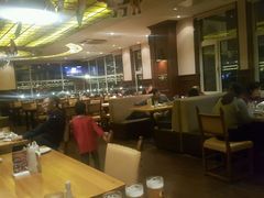 大堂-LENBACH兰巴赫西餐啤酒坊(大连星海广场店)