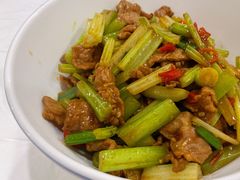 小炒黄牛肉-新新湘菜馆(新中街二条店)