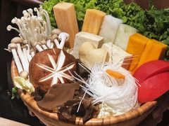 -湊湊火锅·茶憩(上海合生汇店)