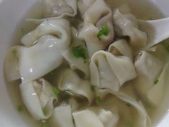 -周震馄饨