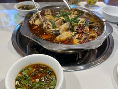 -乡土特色.冷锅鱼.牦牛肉汤锅