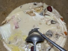 -云尊府云南菜·蒸汽石锅鱼(学清路店)