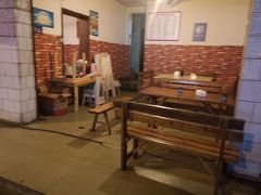 -峨眉一绝姐妹烧烤(峨眉花园店)