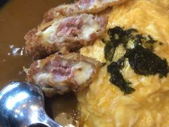 蓝带芝士蛋包饭-犀牛家猪排
