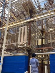 -PIPIKINGDOM皮皮王国欢乐号(欢乐海岸购物中心店)