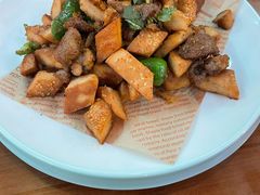 -清真·弹拨尔新疆美食餐厅(延龄巷店)