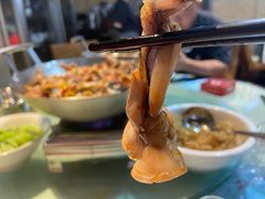 -昱龙大盆牛蛙馆(三兴街总店)