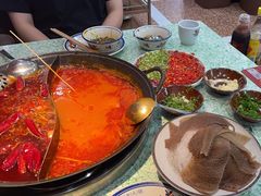 -鸿姐老火锅(疁城新天地店)