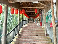 -鲤鱼塘农家山庄