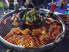 -小辣椒汤锅烧烤(温泉南街店)