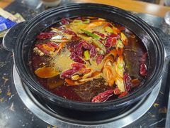 -灌县老妈砂锅串串香(万科红生活广场店)