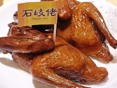 招牌烤乳鸽-石岐佬中山菜馆(张溪店)