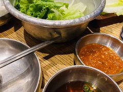 拌生菜-姜虎东白丁烤肉(虹桥天地店)